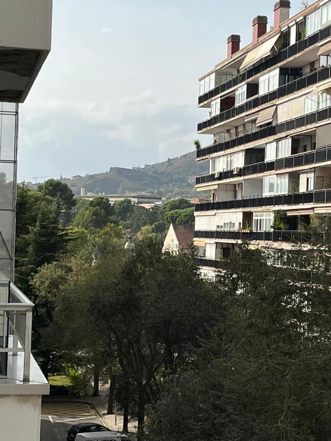 Precioso Y Tranquilo Apartamento Zona Alta Diagonal Барселона Екстериор снимка