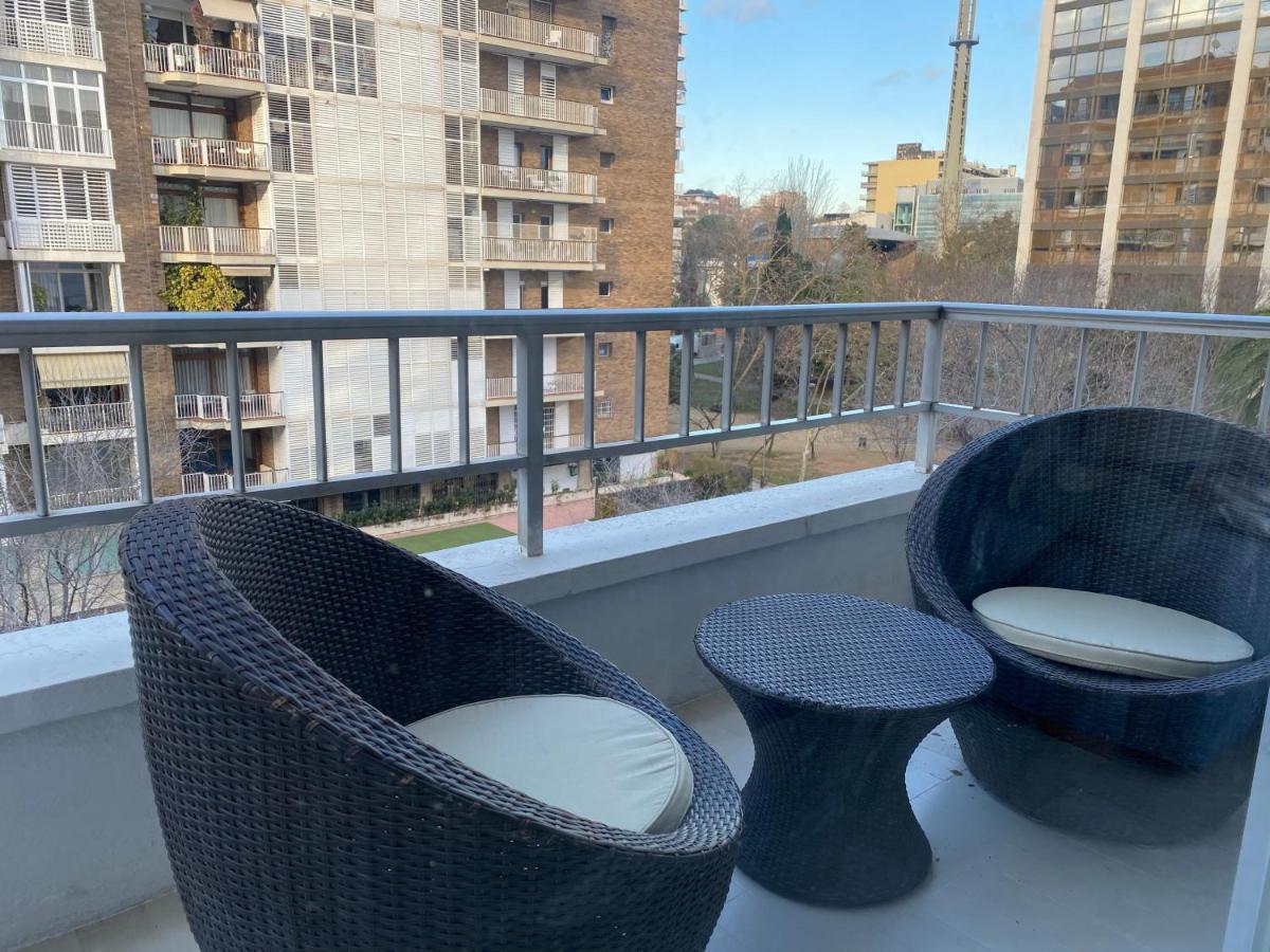 Precioso Y Tranquilo Apartamento Zona Alta Diagonal Барселона Екстериор снимка