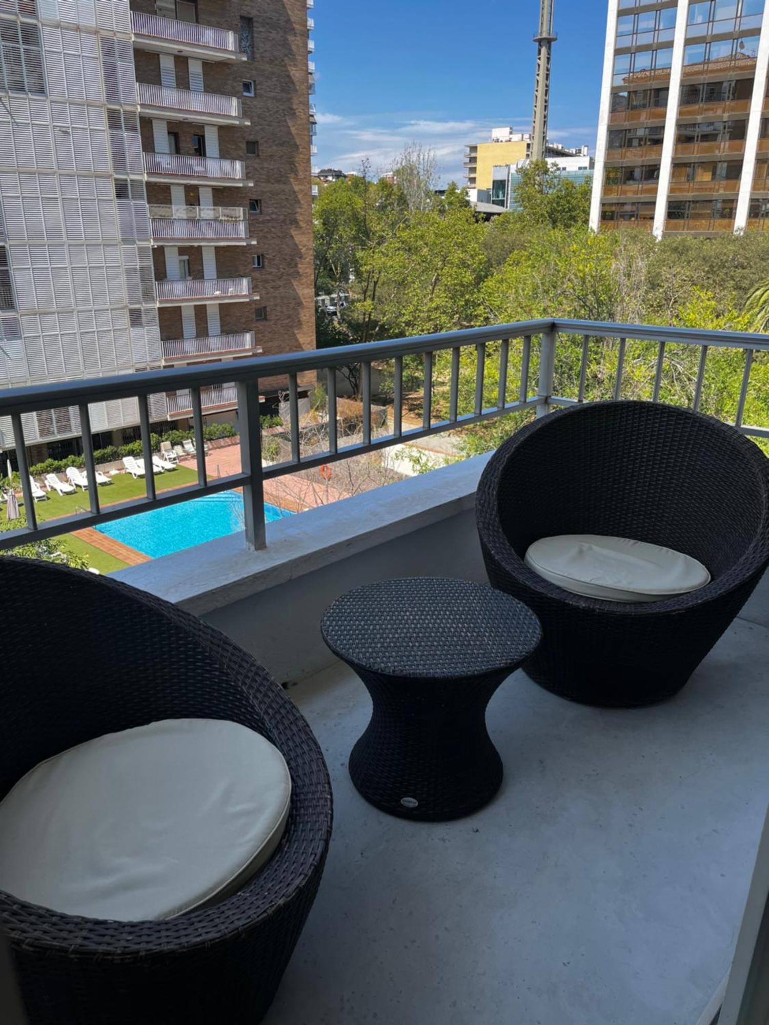 Precioso Y Tranquilo Apartamento Zona Alta Diagonal Барселона Екстериор снимка